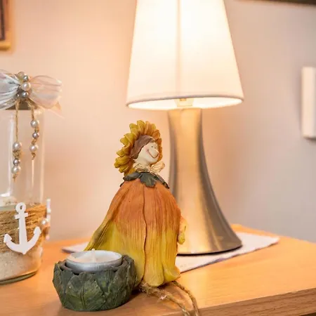 公寓 Ferienwohnung Sonnenblume Krummhörn